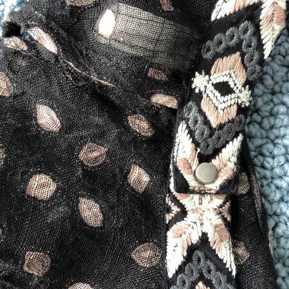 Free people top! - Picture 4 of 4